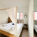 Dream Odalay * Σάντα Κρουζ Τενερίφης